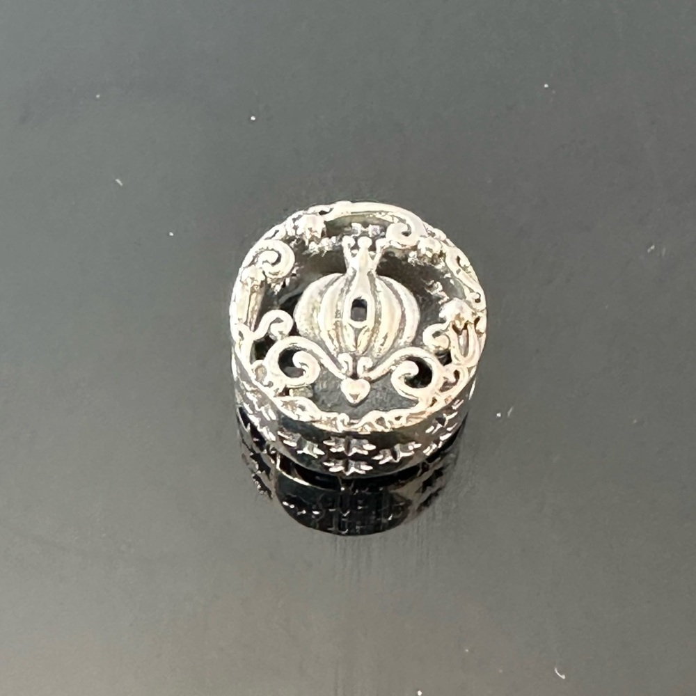 Pandora Disney, Cinderella Midnight Pumpkin 925 Ale with CZ Charm #87